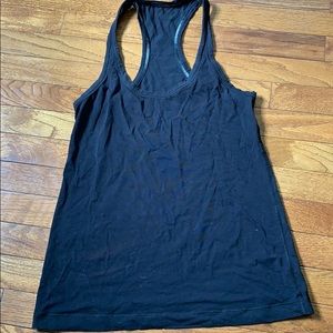 Black lulu lemon tank